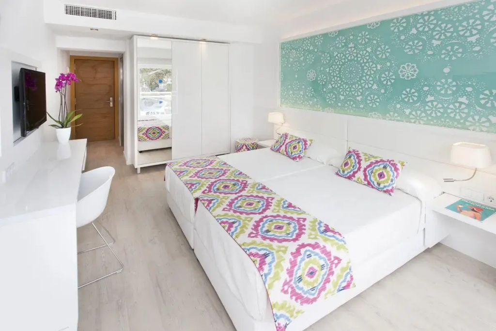 Grupotel Ibiza Beach Resort - Adults Only - Chambres