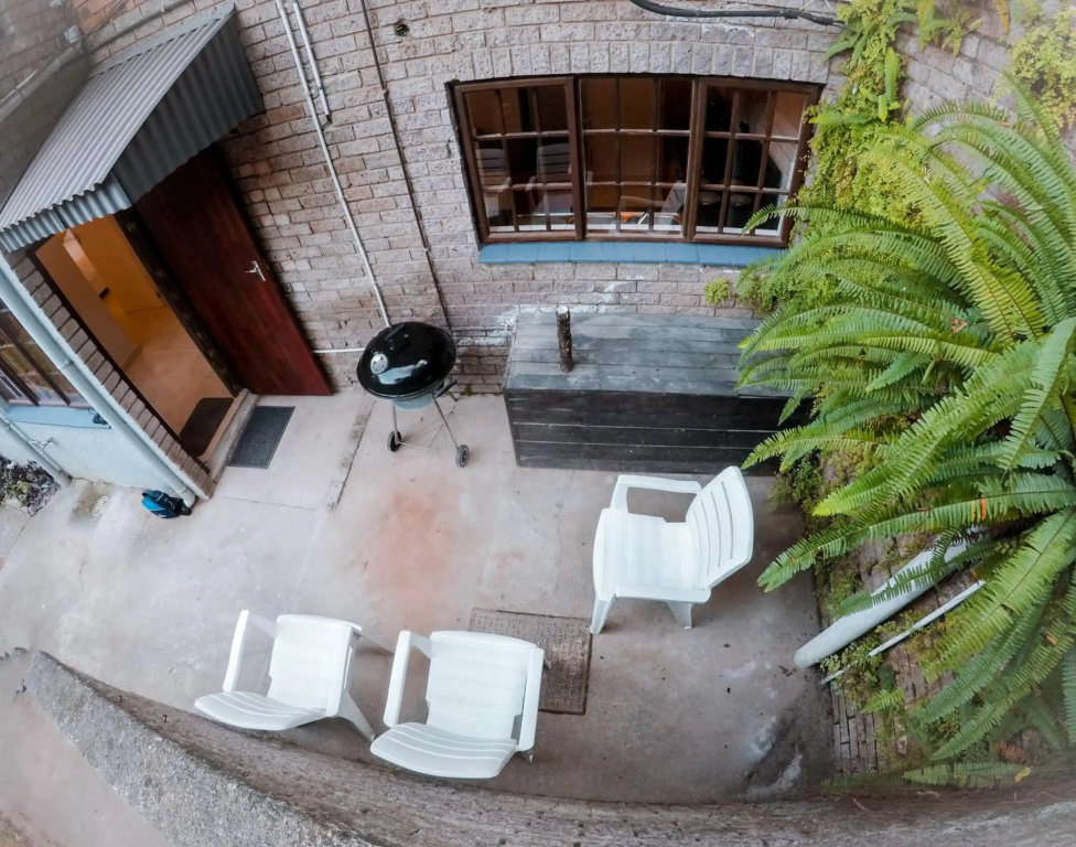 Strelitzia Apartments