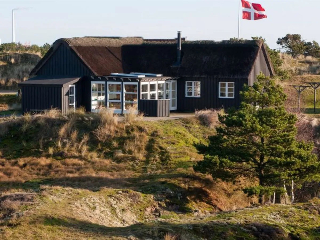 "Yorrick" - 950m from the sea in Western Jutland