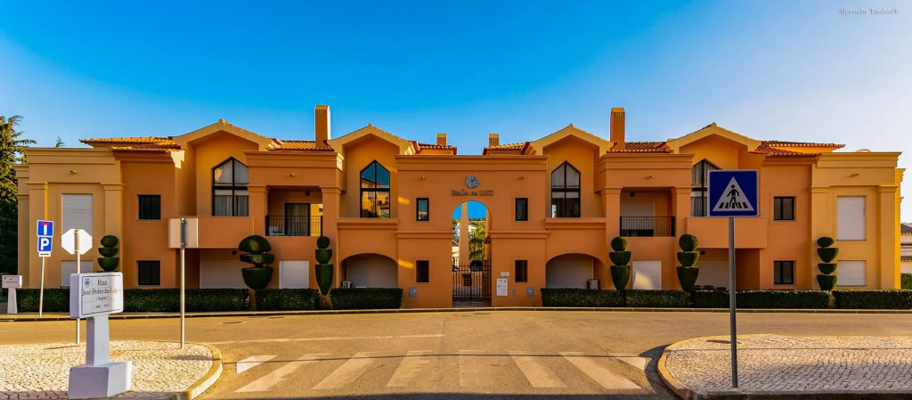 A24 - Luzbay Beach Apartment