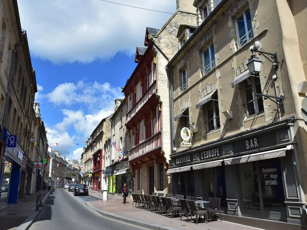 Cosy Apartment in Bayeux with Heating Facility