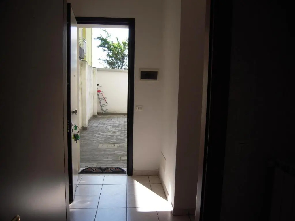 1 Bedroom Apartment with street view