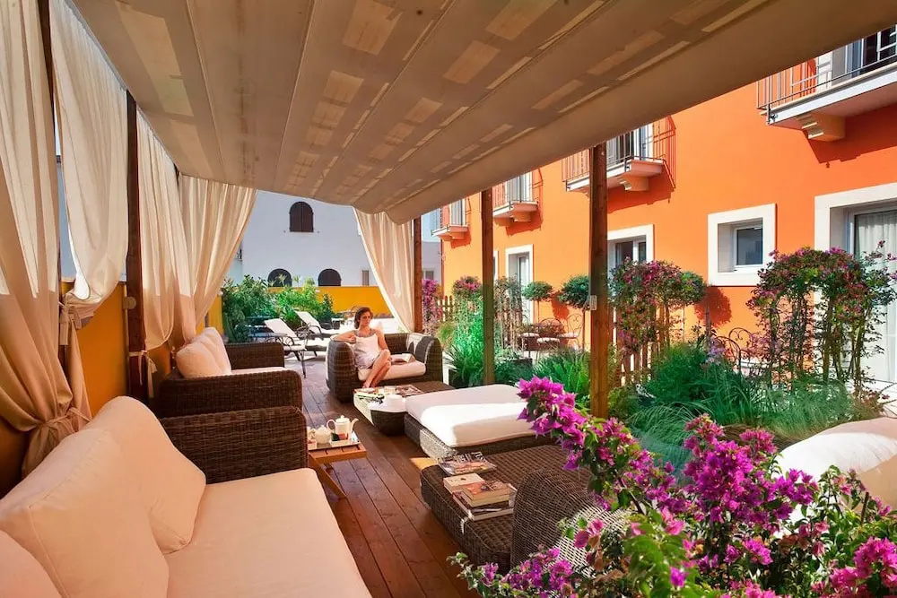 Hotel photo 16