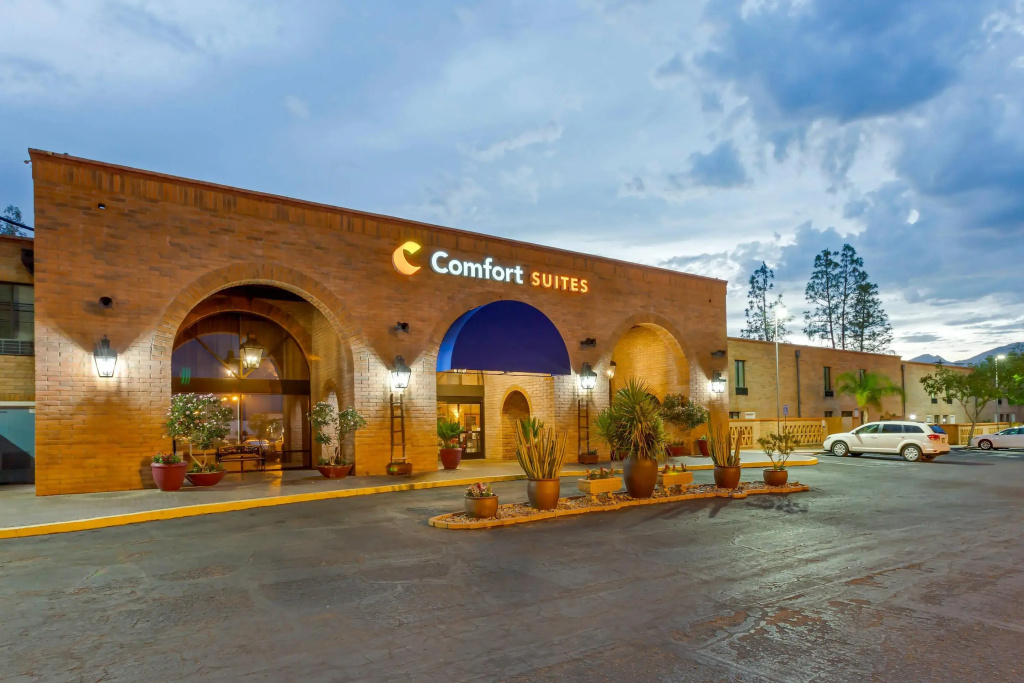 Comfort Suites Tucson near Sabino Canyon - Général
