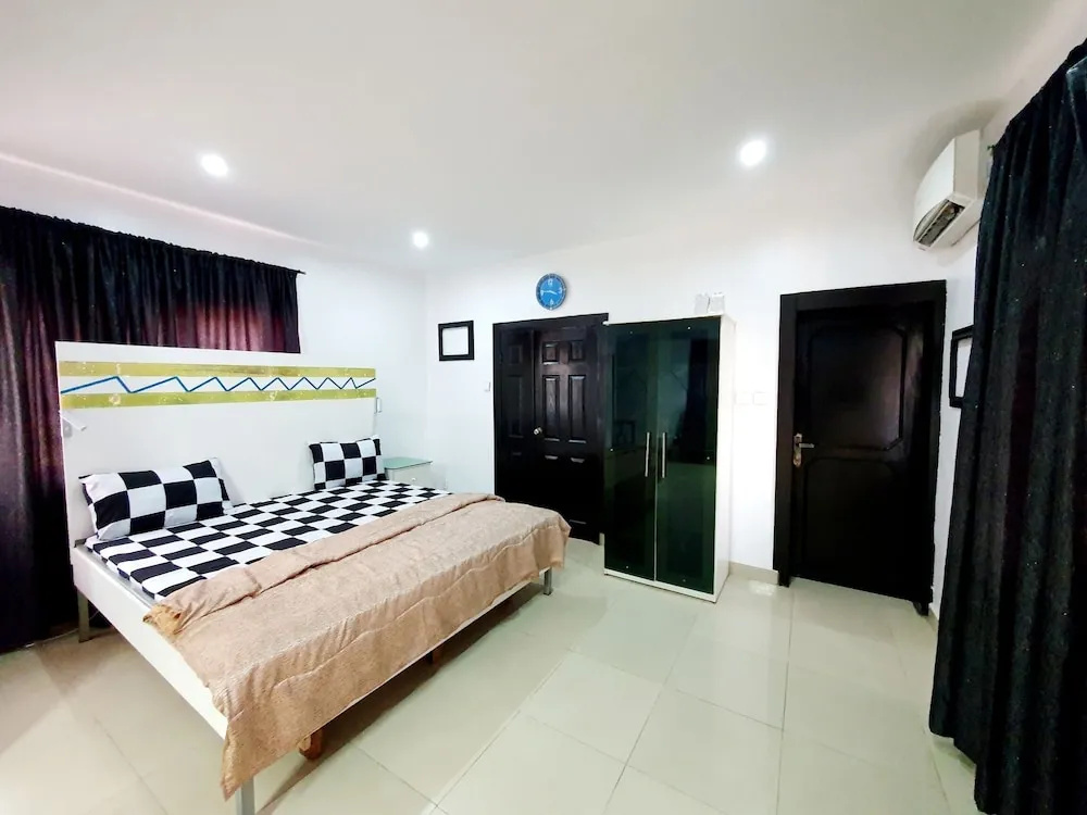 Executive Apartment