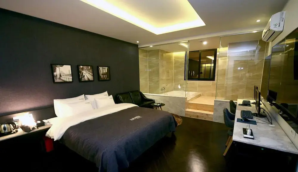 Hotel photo 22