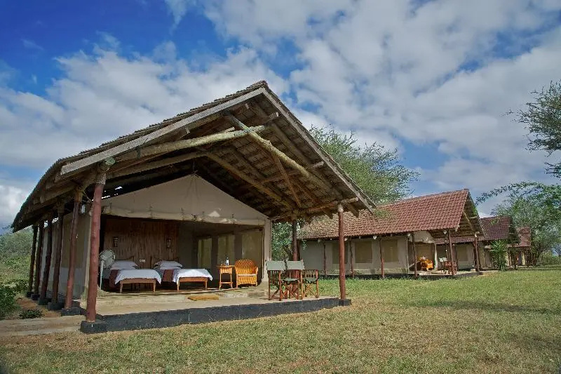 Standard Double room (2 twin beds)