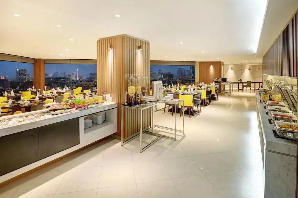 Food & Beverage