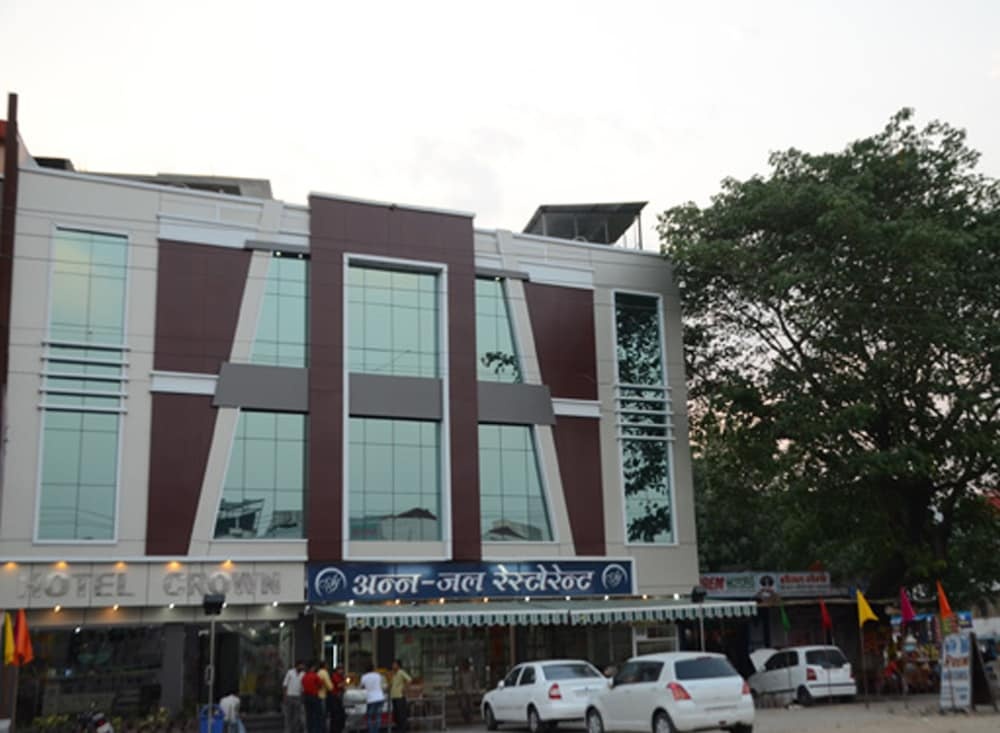 Hotel Crown in Haridwar