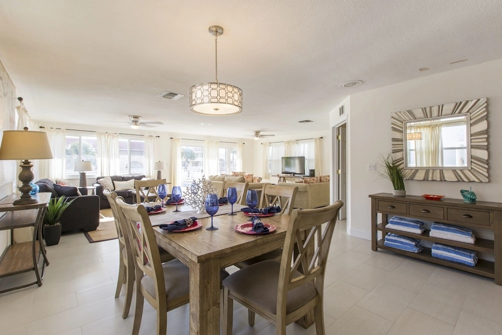 Sunny Shores Inn & Suites - Général