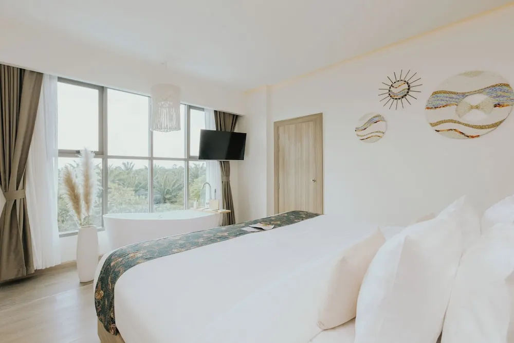 Premier room with pool view