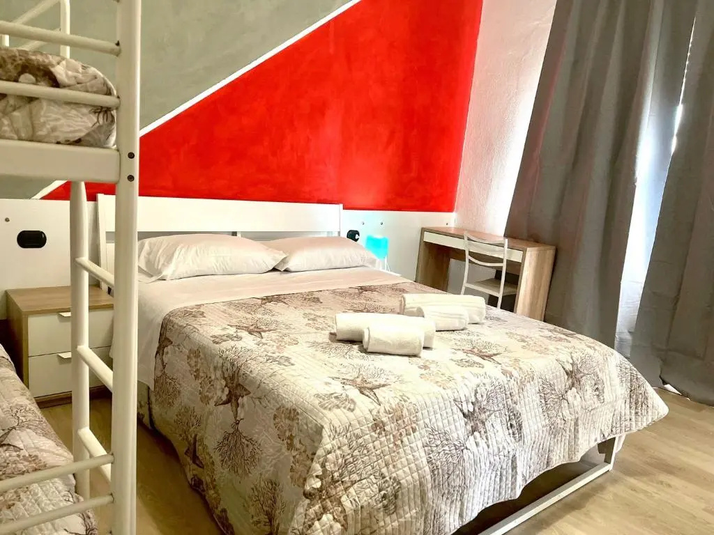 Economy room