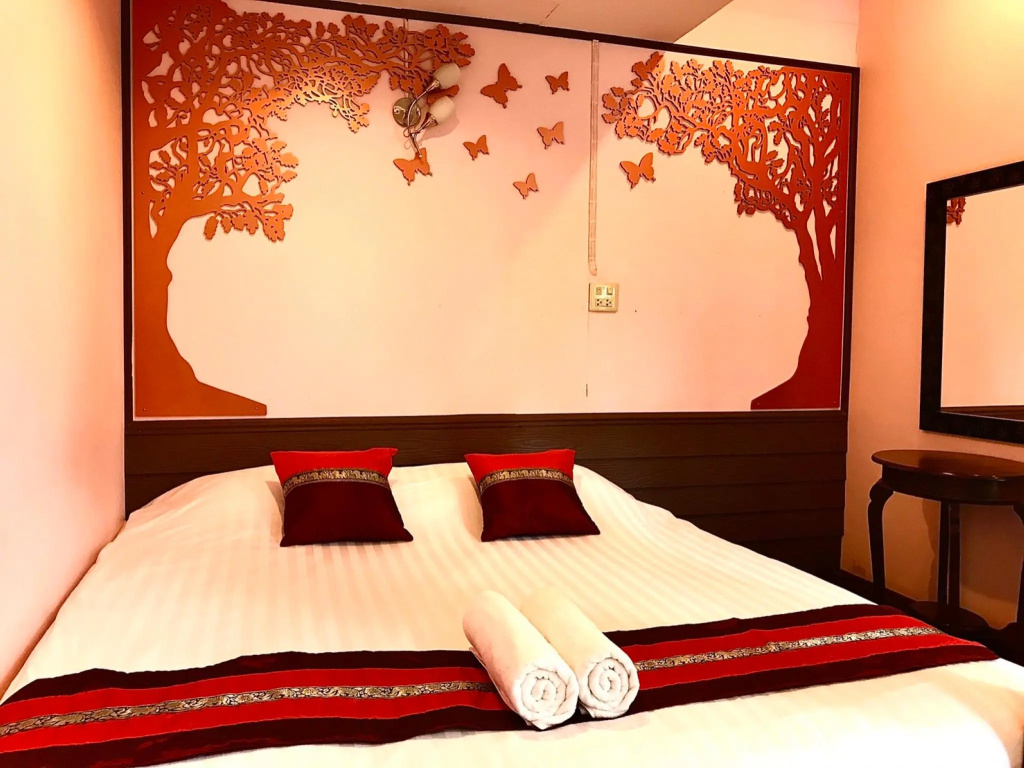 Standard Double room (full double bed)