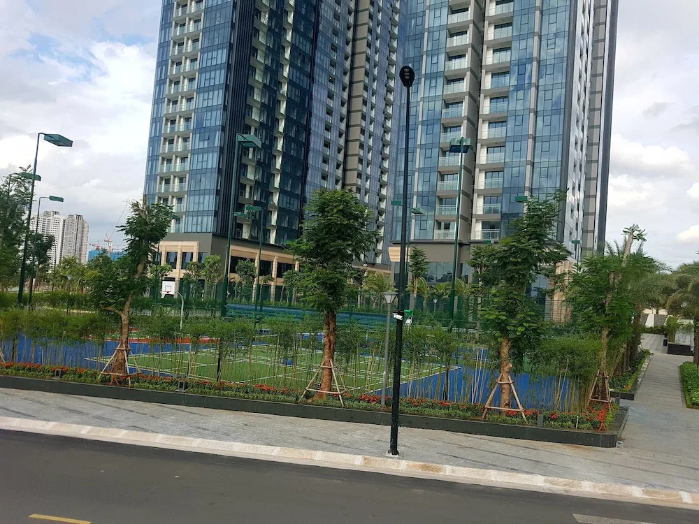 Oasis Vinhome Golden River Apt