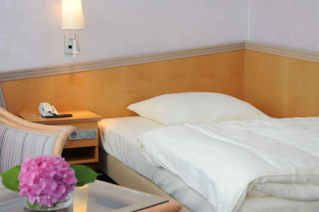 Kronenhotel Stuttgart by null
