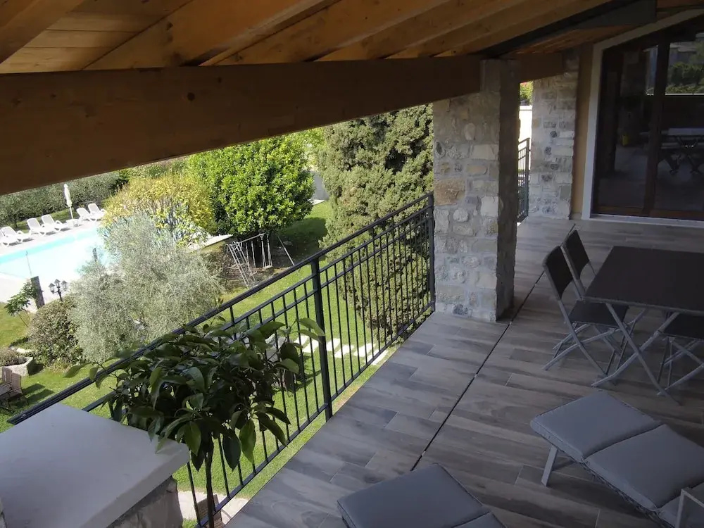 Apartment with balcony