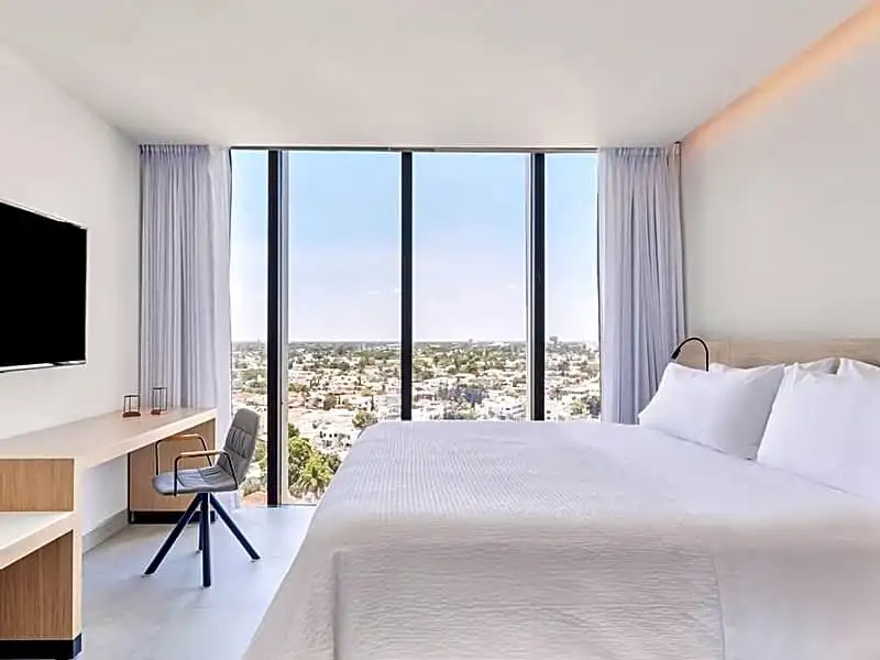 Double Suite (full double bed)