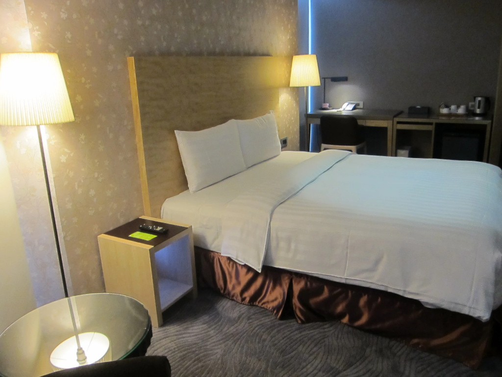 Standard Double room (full double bed)