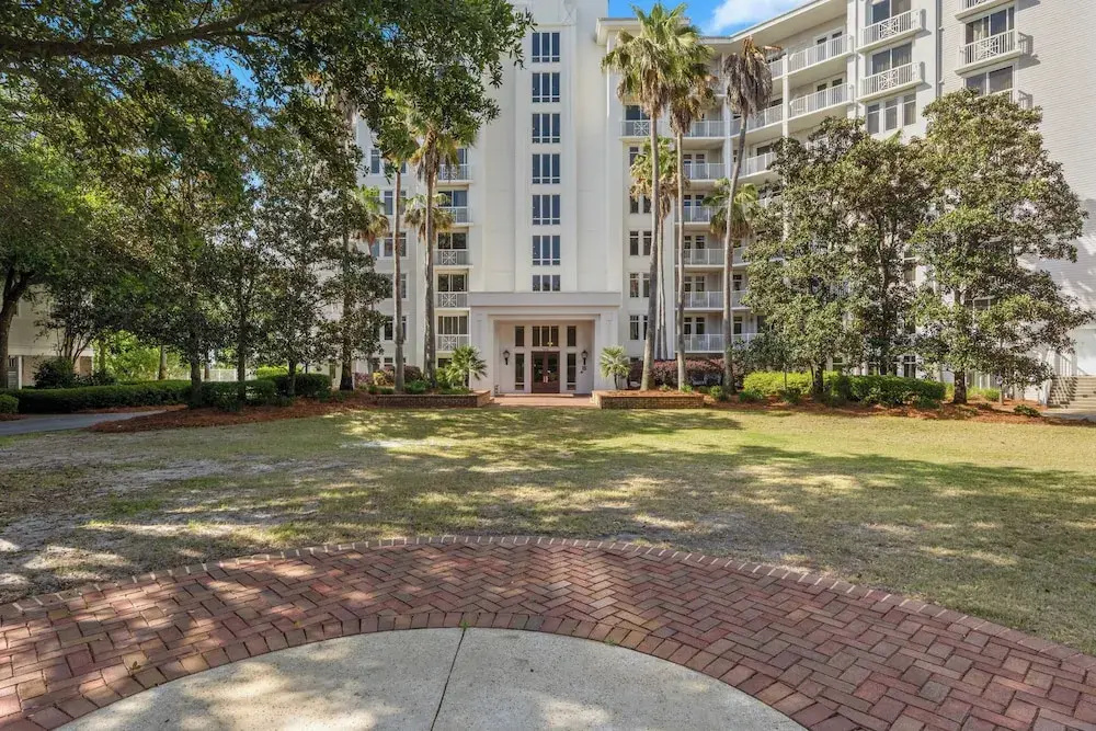 2 Resort Studios by Avantstay Sleeps 8, Pool, Shuttle, Tennis, Near Baytowne & Beach