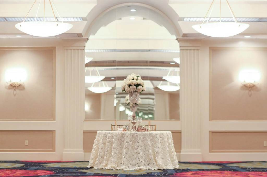 Crowne Plaza Virginia Beach Town Center by IHG - Général