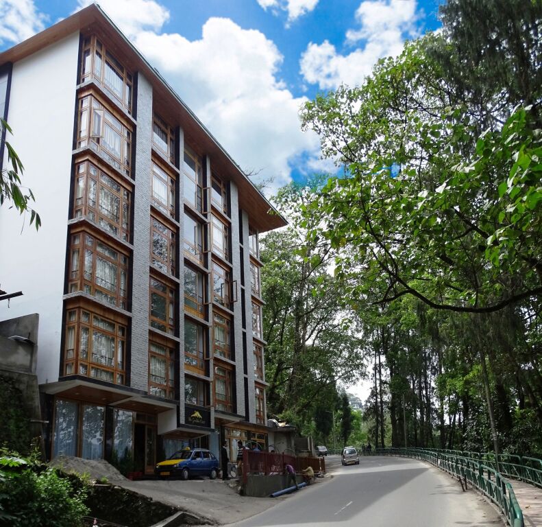 The Golden Crest Hotel image