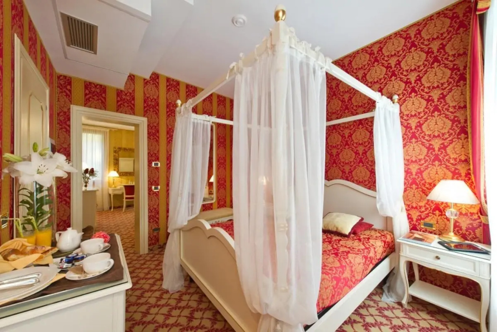 Hotel photo 5