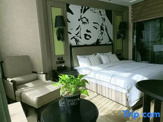 Balcony & Terrace