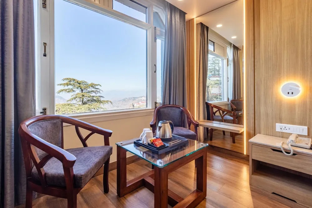 Deluxe Suite