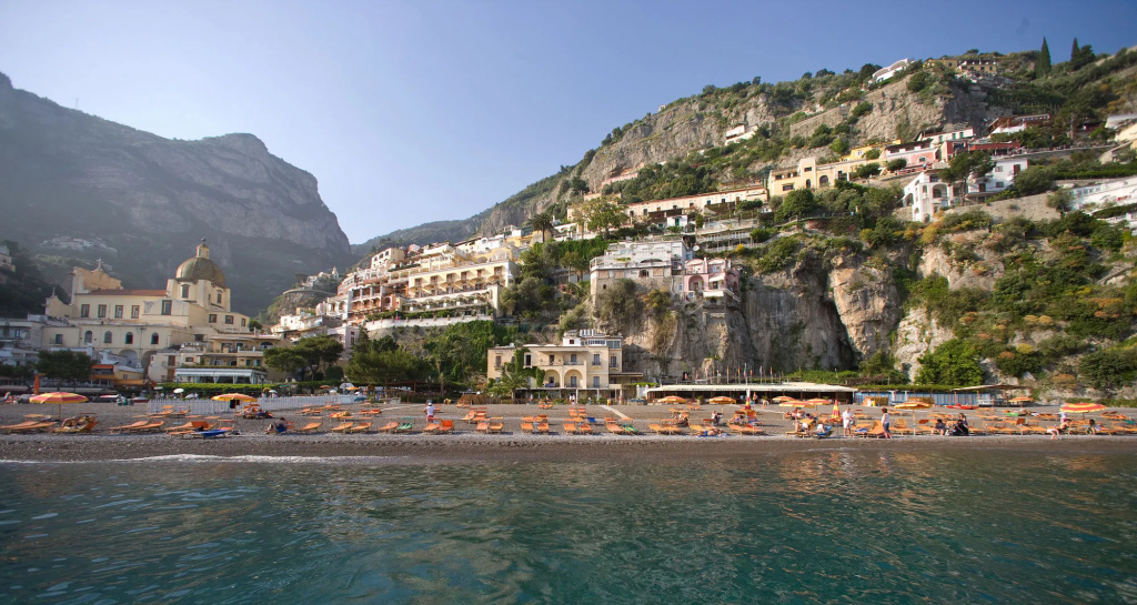Beach & Waterfront