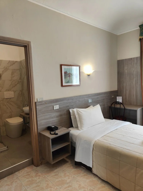 Economy room
