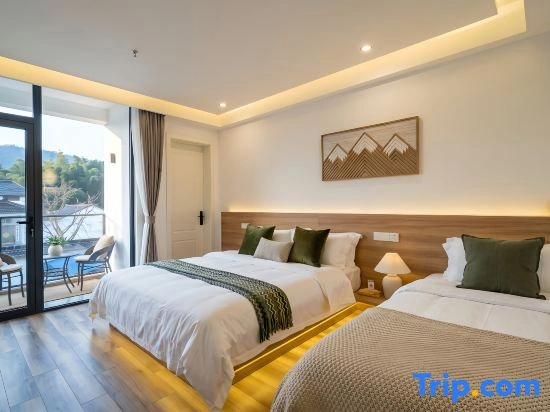 Standard Family room with panoramic view