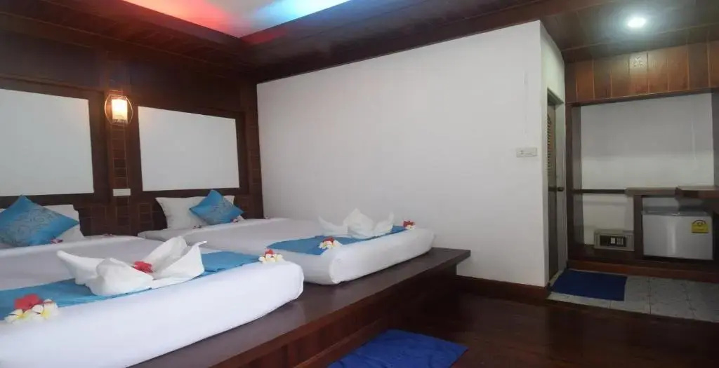 Deluxe Double room (twin beds)