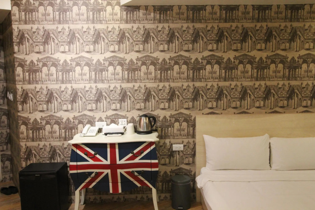 Standard Double room (full double bed)