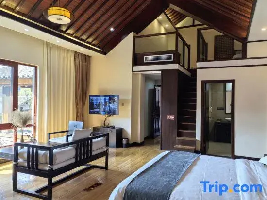 Standard Duplex room with garden view