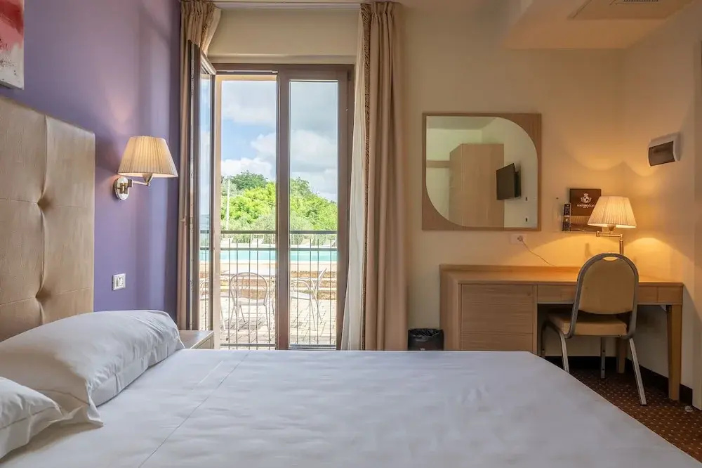 Comfort room