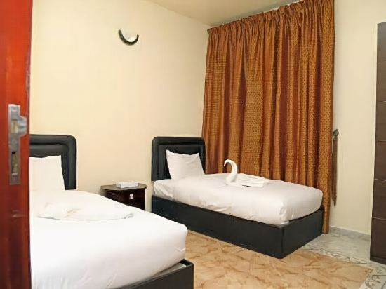 Safari Hotel Apartments