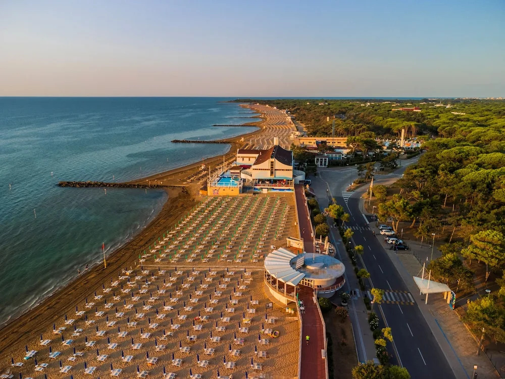 Apartment Overlooking the sea and the Marina