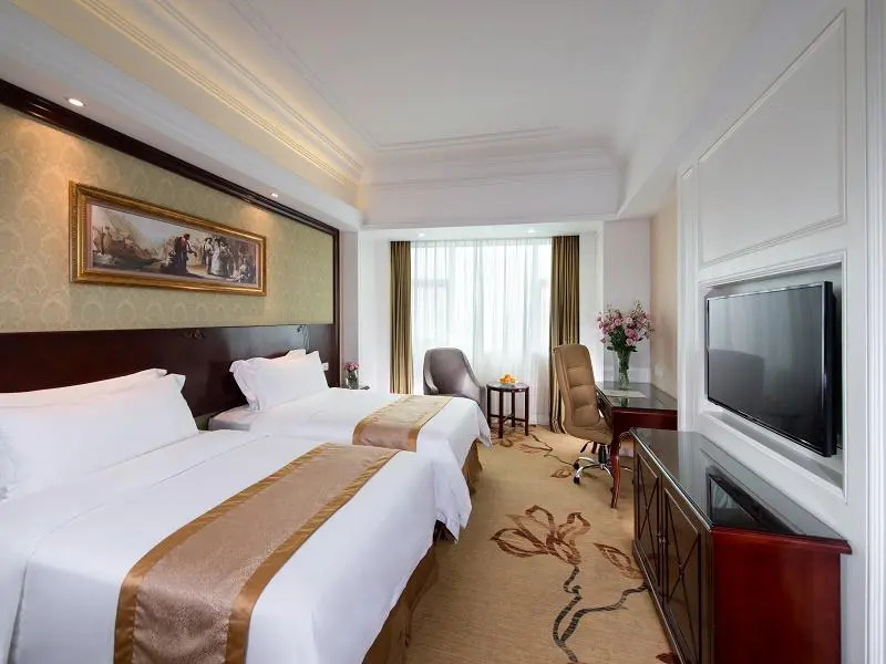 Vienna International Hotel Zhongshan Shiqi Kanghua Road, photo 1