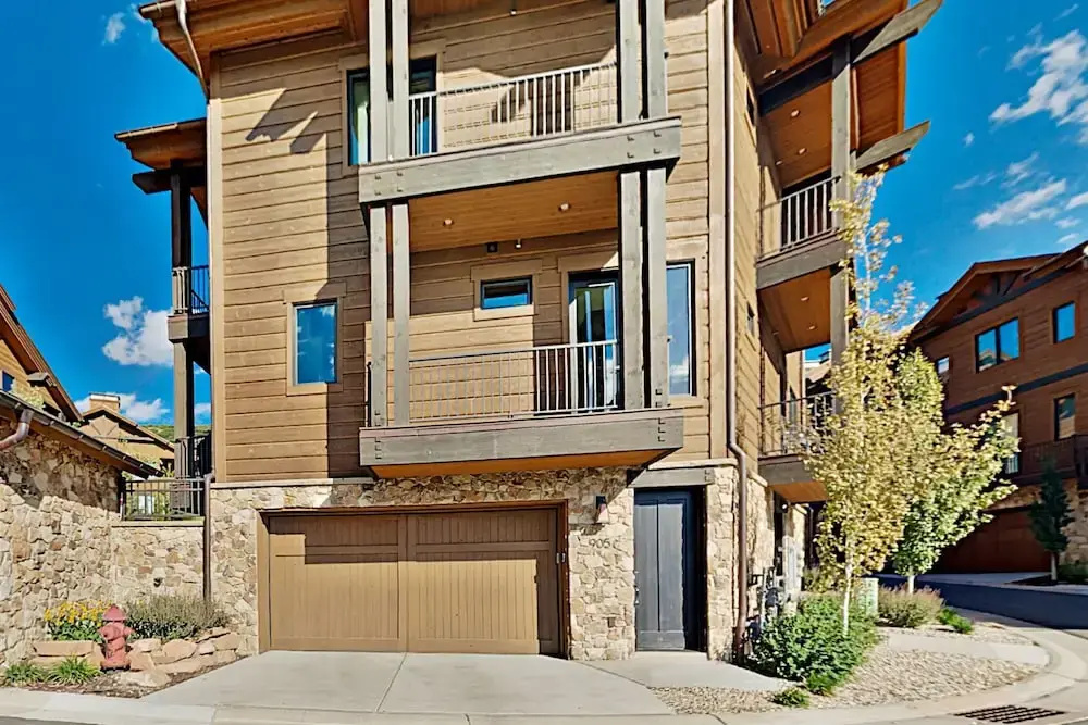 4264wd90 3 Bedroom Townhouse