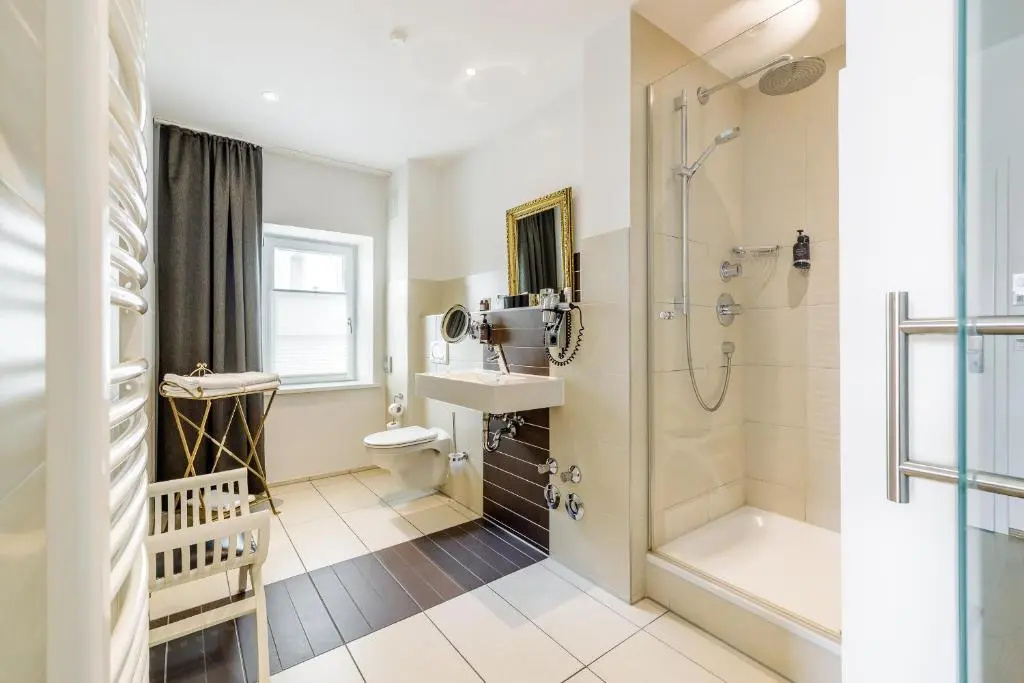 Chin-Chin Hotel ehemals Bohemian Hotel - Chambres