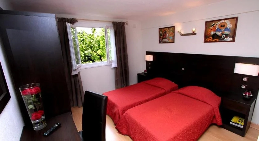 Hotel photo 11