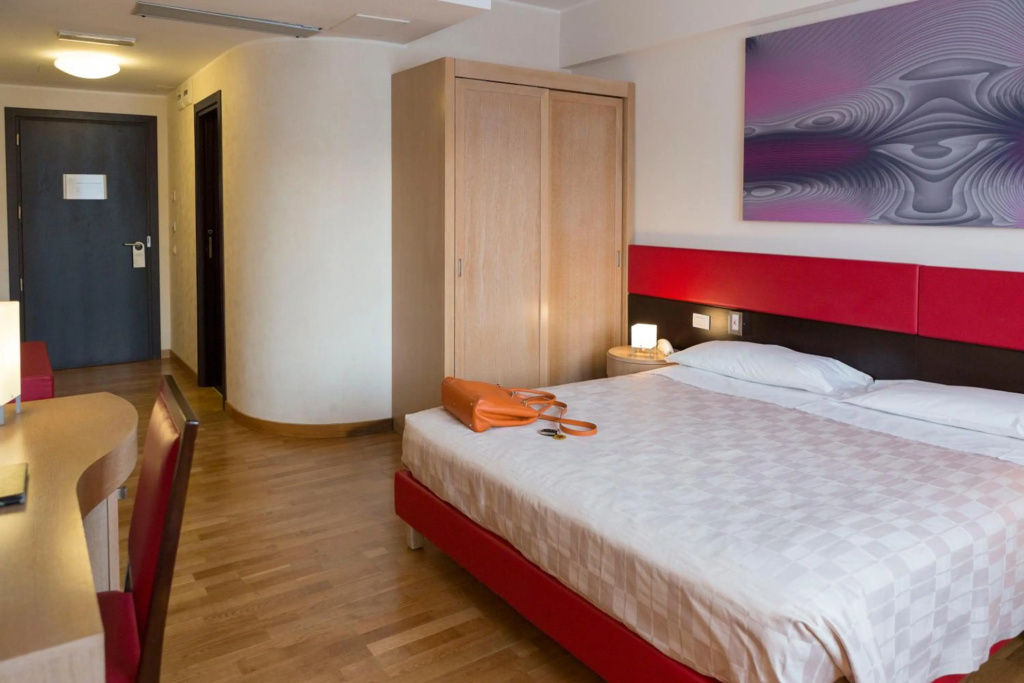 Klass Hotel — 3