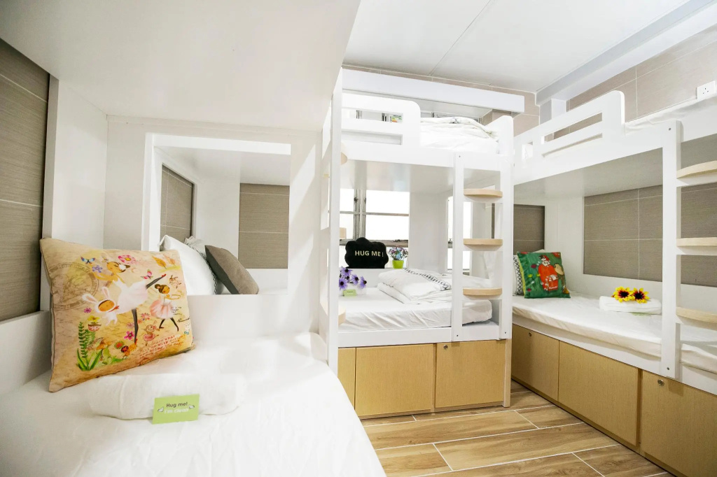 Bed in Dorm
