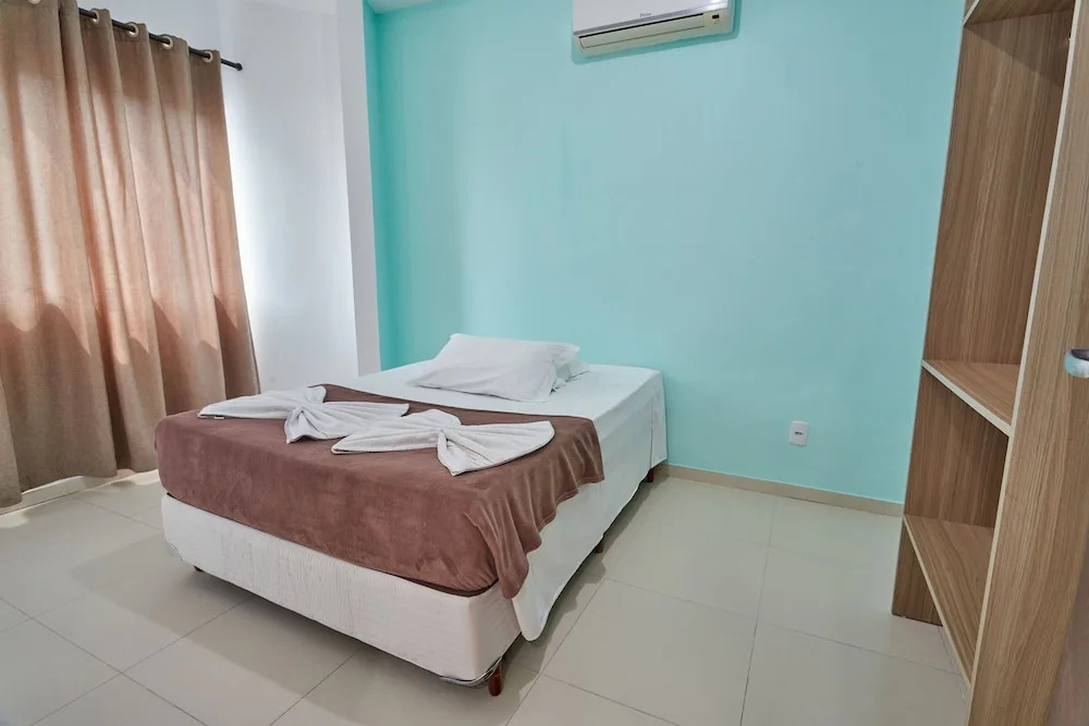Standard Double Suite (full double bed)
