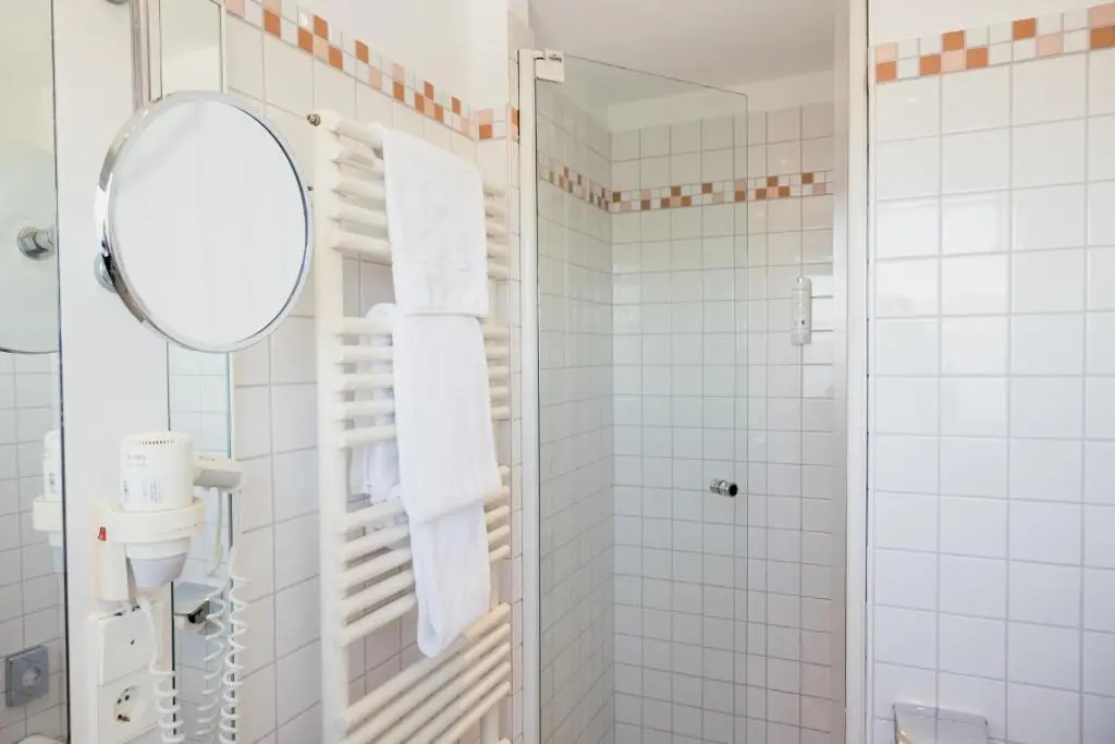 Dom Hotel Limburg - Chambres