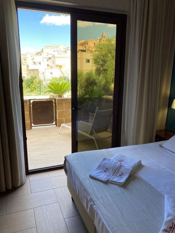 1 Bedroom Junior Suite with balcony