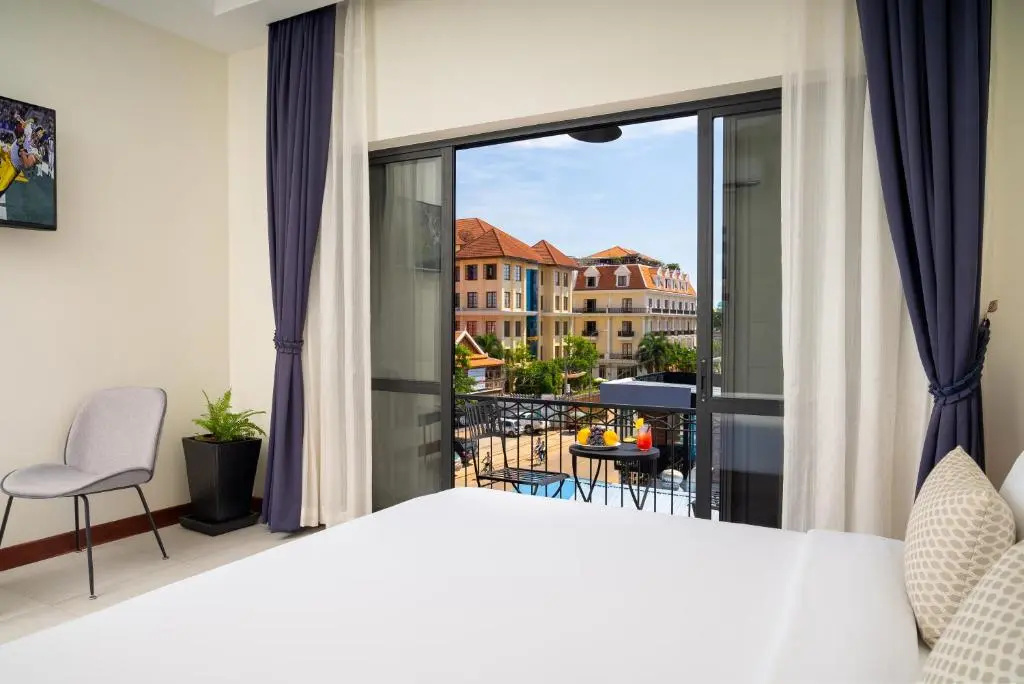 Classic room with balcony