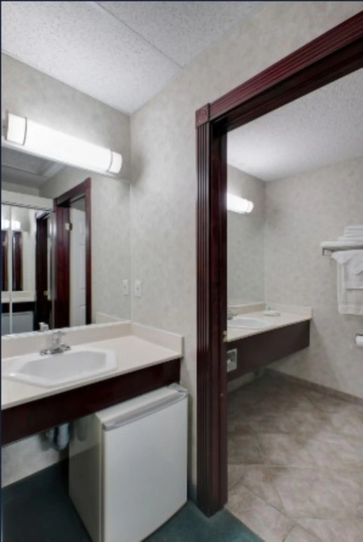 Ramada by Wyndham Nisku Edmonton Airport - Général