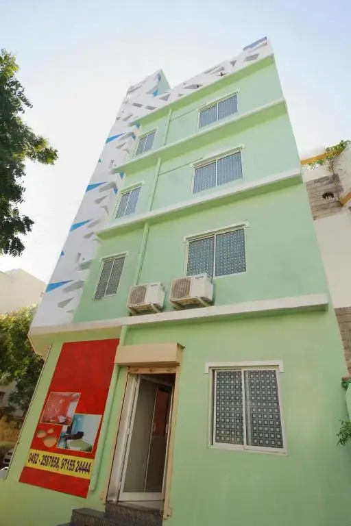 Hotel SRISANT