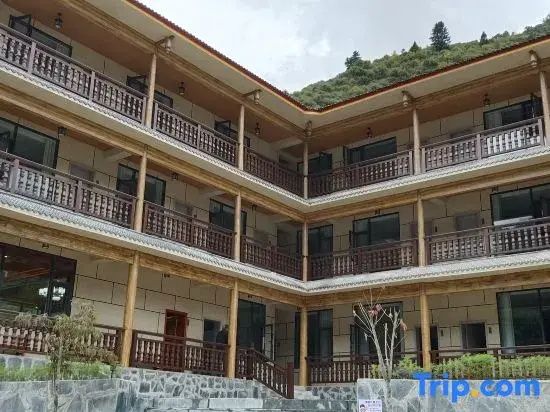 Mianyang Pingwu Baima Shiguang Boutique Homestay